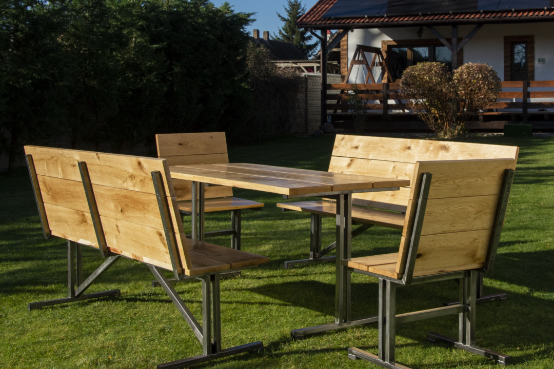 Meble ogrodowe zestaw picinic, 2 ławki, 2 krzesła, stół z litego drewna dębowego i surowej stali. Do ogrodu,domu,hotelu,parku, na taras,patio